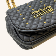 Versace Jeans Couture na internet