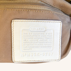 Coach Signature Hobo - comprar online