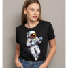 T- Shirt - ASTRONAUTA - PRETO -