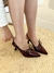 Scarpin Bico Fino Salto Baixo Slingback Laura Cherry - comprar online