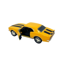 Miniatura Chevrolet Camaro Z-28 1967 Amarelo 1/37 Kinsmart - comprar online