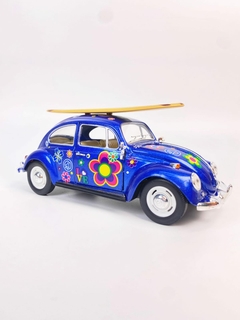 Miniatura De Carro Fusca 1967 Com Prancha De Surf Em Metal Maisto - comprar online