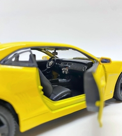 Miniatura De Carro Chevrolet Camaro Amarelo Em Metal Maisto - comprar online