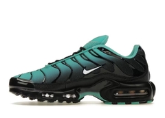 Air Max Plus Tn Light Retro na internet