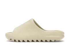 Yeezy Slide Bone na internet