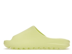 Yeezy Slide Glow Green na internet