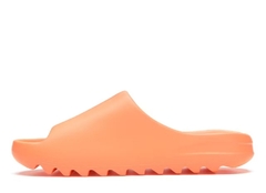 Yeezy Slide Enflame Orange na internet