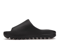 Yeezy Slide Onyx na internet