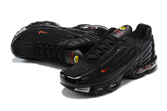 Air Max Plus TN 3 Black Red na internet