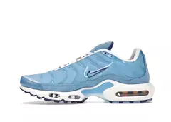 Air Max TN Plus First Use University Blue na internet