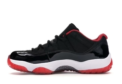 Air Jordan 11 Low Bred na internet