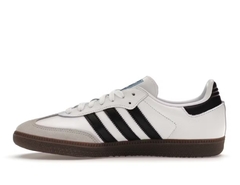 Adidas Samba Branco e Preto na internet