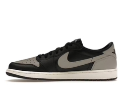 Air Jordan 1 Low Shadow na internet