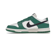 Nike Dunk Low “ Lottery Pack Grey Malachite Green“ na internet