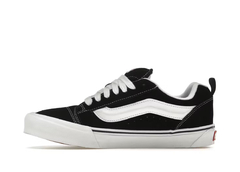 Vans Knu Skool Black White na internet