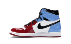 Air Jordan 1 Retro High Fearless UNC Chicago na internet