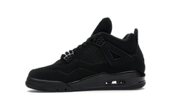 Air Jordan 4 Retro Black Cat na internet