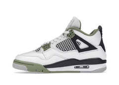 Air Jordan 4 Retro Seafoam na internet