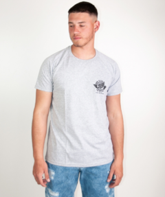 Man Remera Born To Ride Gris melange 618GM - comprar online