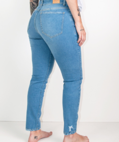 Lady Jean Super Slim Austin C/roturas celeste 2805-1 en internet