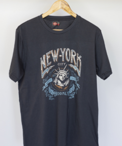 Man Remera New York Gris topo 619-1GT - Denym Usa