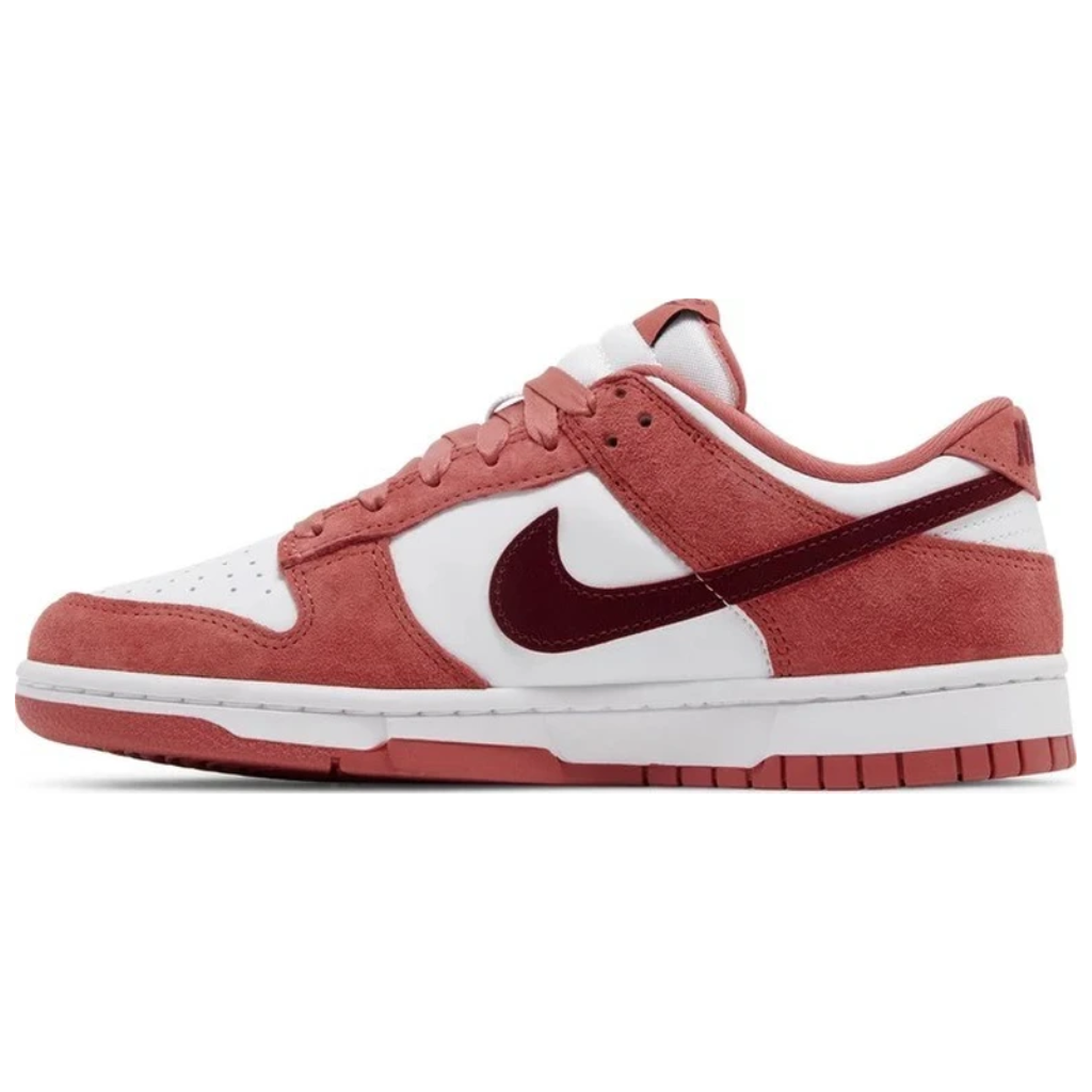 Nike Dunk Low Premium Valentine's Day - Droper