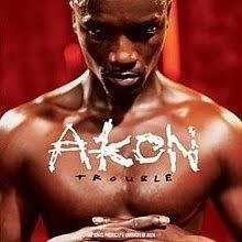 Akon 2003 - Trouble - Na compra de 10 álbuns musicais, 10 filmes ou desenhos, o Pen-Drive será grátis...Aproveite!