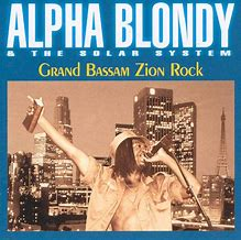 Alpha Blondy 1996 - Grand Bassam Zion Rock - Na compra de 10 álbuns musicais, 10 filmes ou desenhos, o Pen-Drive será grátis...Aproveite! - comprar online