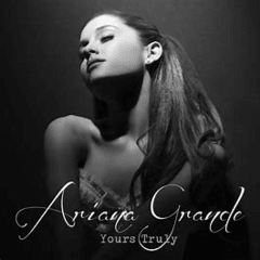 Ariana Grande 2013 - Yours Truly - Na compra de 10 álbuns musicais, 10 filmes ou desenhos, o Pen-Drive será grátis...Aproveite! - comprar online