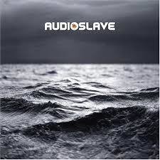 Audioslave 2005 - Out of Exile - Na compra de 10 álbuns musicais, 10 filmes ou desenhos, o Pen-Drive será grátis...Aproveite!