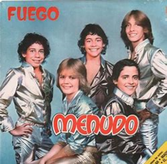 Menudo 1981 - Fuego - Na compra de 15 álbuns musicais, 20 filmes ou desenhos, o Pen-Drive será grátis...Aproveite!