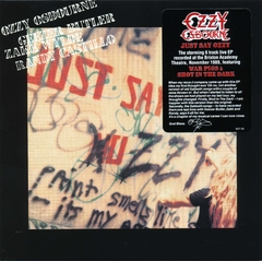 Ozzy Osbourne 1990 - Just Say Ozzy - Na compra de 15 álbuns musicais, 20 filmes ou desenhos, o Pen-Drive será grátis...Aproveite!