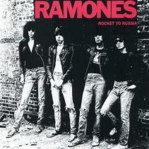 Ramones 1977 - Rocket to Russia - Na compra de 15 álbuns musicais, 20 filmes ou desenhos, o Pen-Drive será grátis...Aproveite!