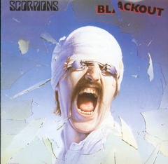Scorpions 1982 - Blackout - Na compra de 15 álbuns musicais, 20 filmes ou desenhos, o Pen-Drive será grátis...Aproveite!