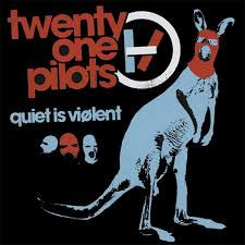 Twenty One Pilots 2014 - Quiet is Violent [EP] - Na compra de 15 álbuns musicais, 20 filmes ou desenhos, o Pen-Drive será grátis...Aproveite!