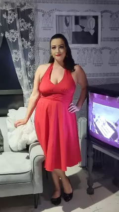 Vestido do Pecado Vermelho na internet