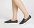 Tênis Slip On Preto Matelassê