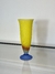 vaso amarelo em vidro fosco pintado