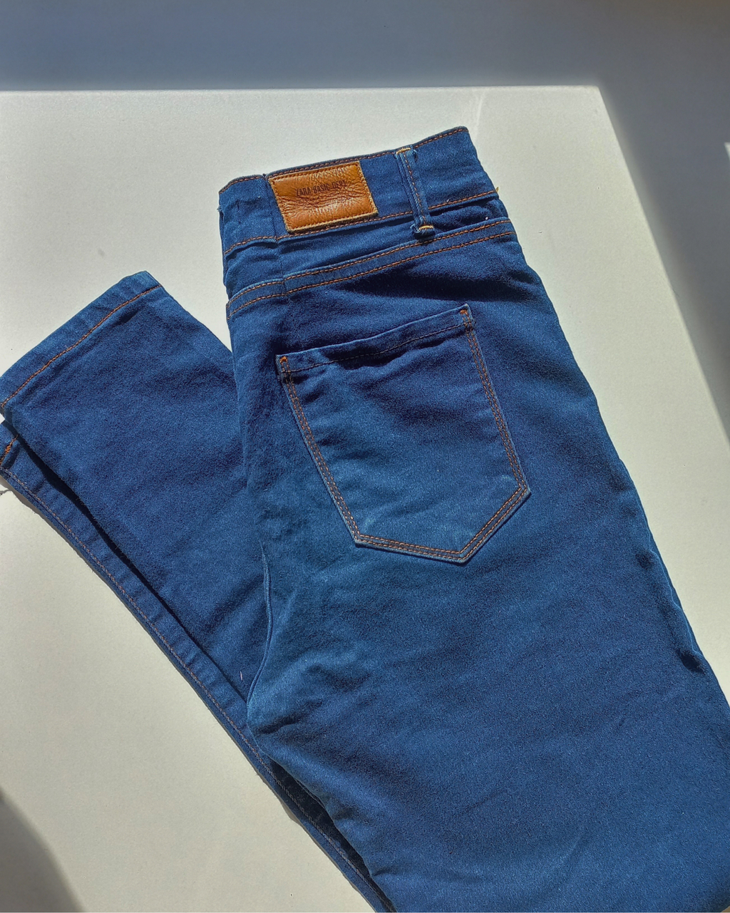 Jean color azul marino Zara 28 38