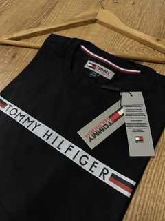 Camiseta Masculina Gold Tommy Hilfiger - comprar online