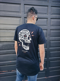 T-shirt Long Masc. Skull