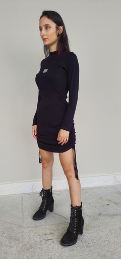 Vestido curto manga longa com amarração - comprar online