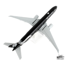 Air New Zealand Boeing B777-300ER 1/200 REG#ZK-OKQ - comprar online