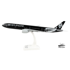 Air New Zealand Boeing B777-300ER 1/200 REG#ZK-OKQ en internet