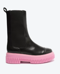 Imagem do BOTA CHELSEA COURO PRETA SOLADO PINK - MODA FEMININA | MARLI MARANHA CONCEPT STORE