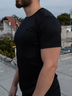 Remera Dryifit Resistence - comprar online