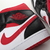 'Air Jordan 1 "GYM RED" na internet