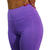 CALÇA COM RECORTE LEVANTA BUMBUM ROXO - comprar online