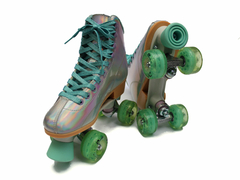 Holographic Candy Girl Roller Skates en internet