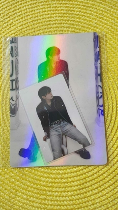 [PRONTA ENTREGA] - PHOTOCARD POB WEVERSE GLOBAL GOLDEN - JUNGKOOK na internet